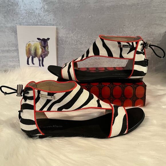 NEW Calvin Klein Searra 2 Fabric and Leather Striped Toggle Sandals Size 5 NWOT - Picture 7 of 15